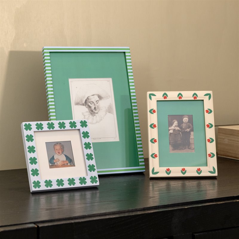 Stripe Photo Frame