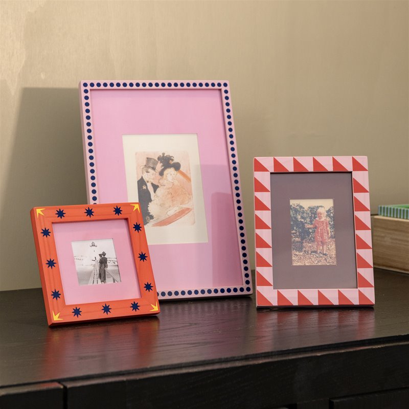 Dot Photo Frame
