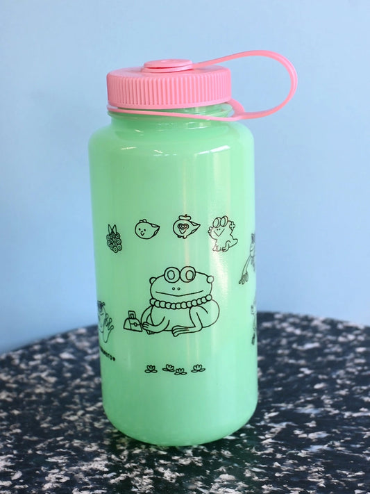 Fashionably Froggy Glow in the Dark Water Bottle