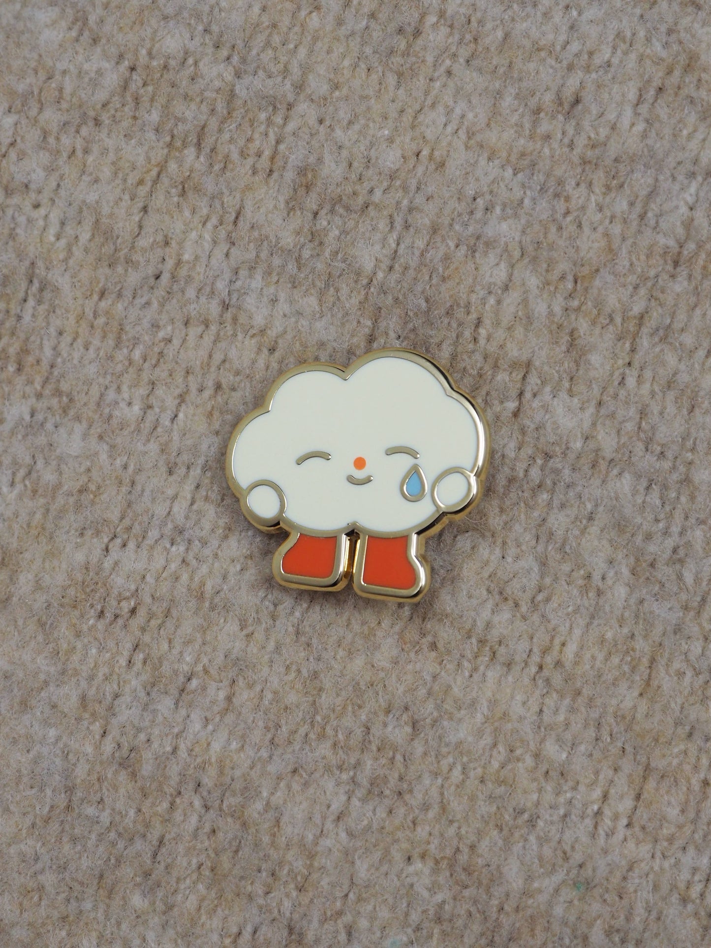 Cloud • enamel pin