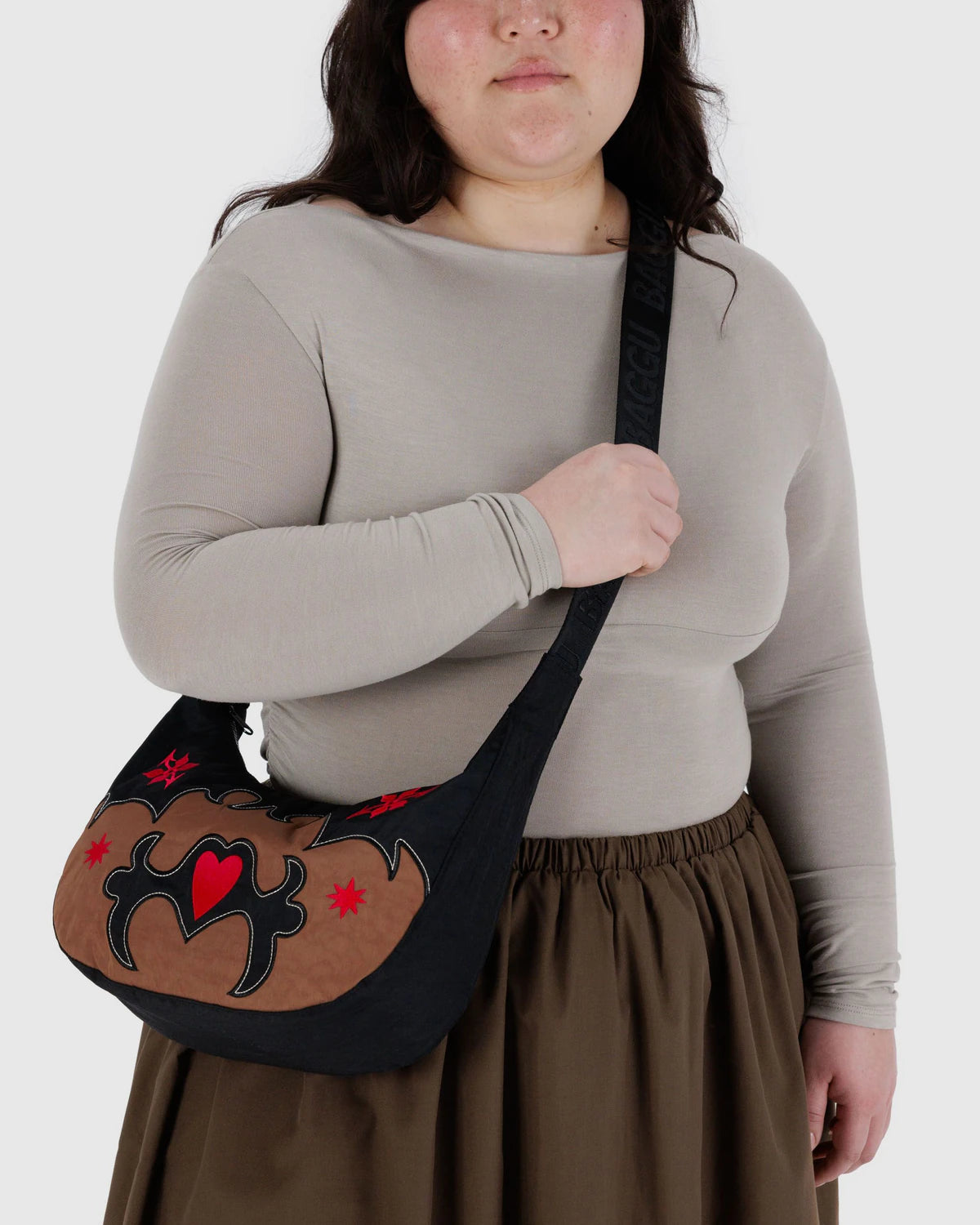 Western Appliqué Medium Nylon Crescent Baggu