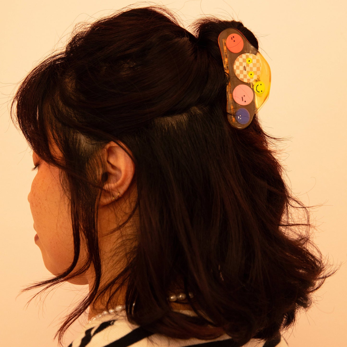 Faces Hair Claw