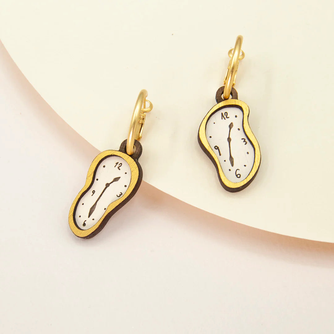 Dalis Soft Clocks Hook Earrings