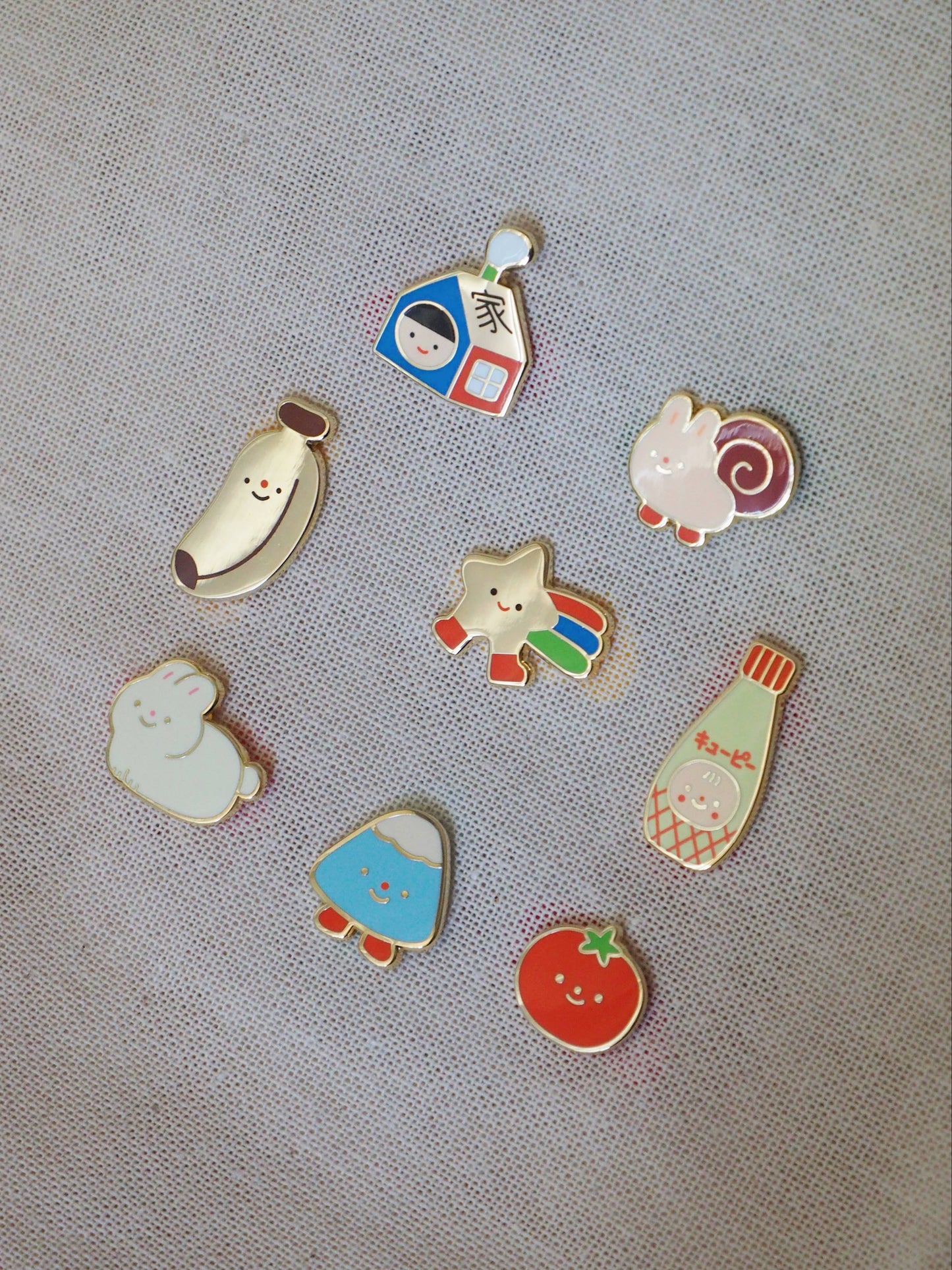 Bunny • enamel pin