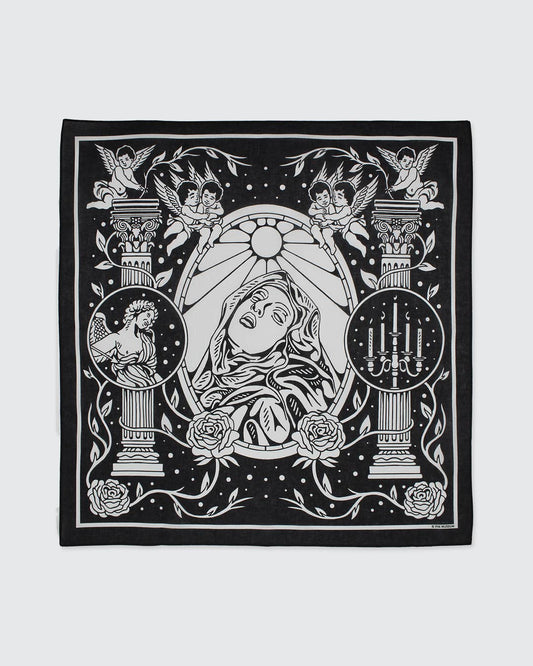 The Gian • Bandana