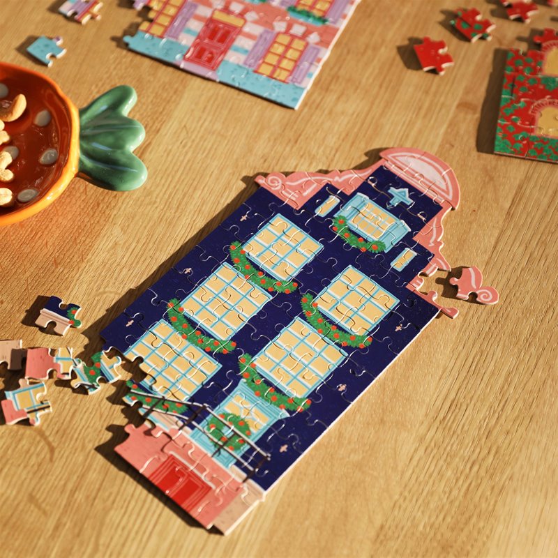 Puzzle Canal House