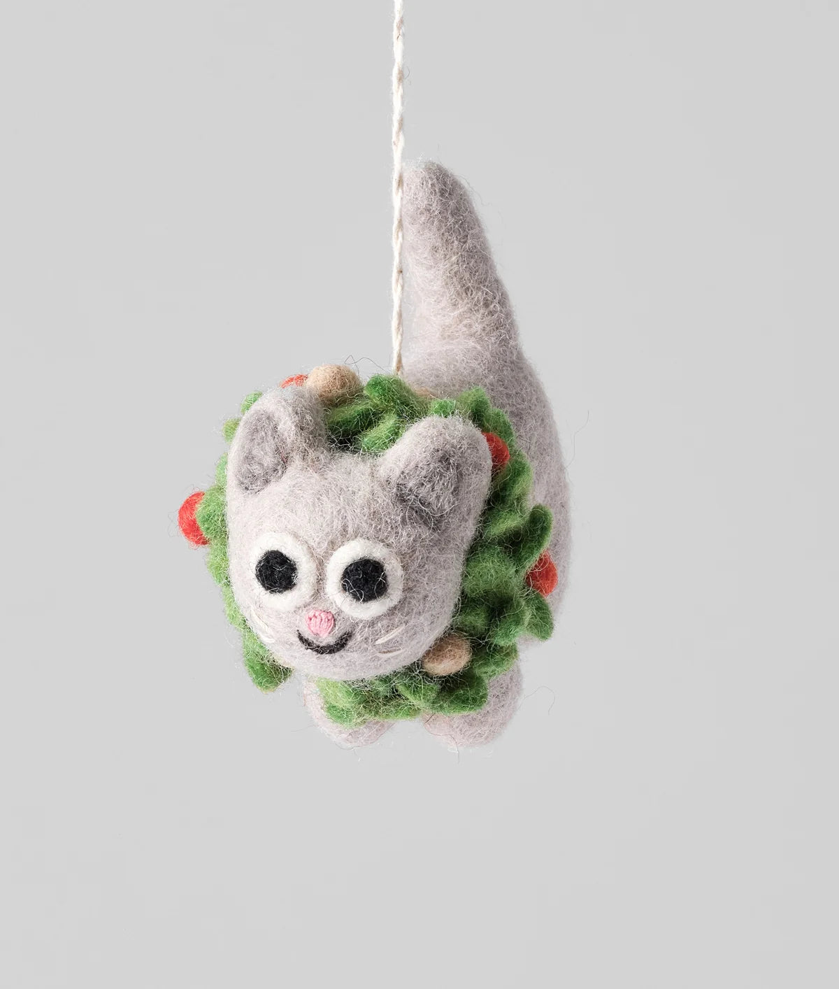 Ernest, Cat in Wreath Felt Decoration