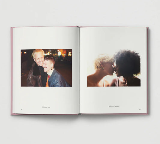 Love Story : New Photography on Love and Intimacy
