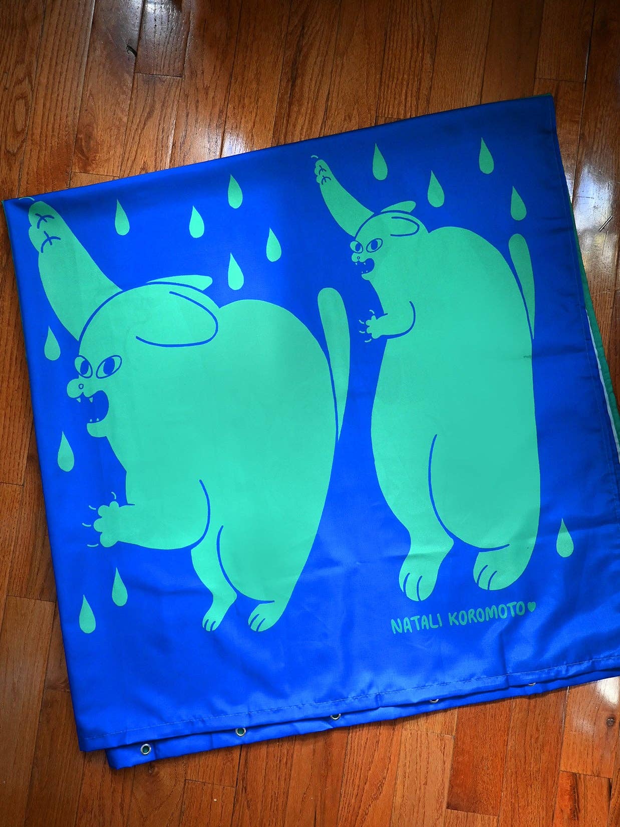 "DRY CATS" Shower curtain