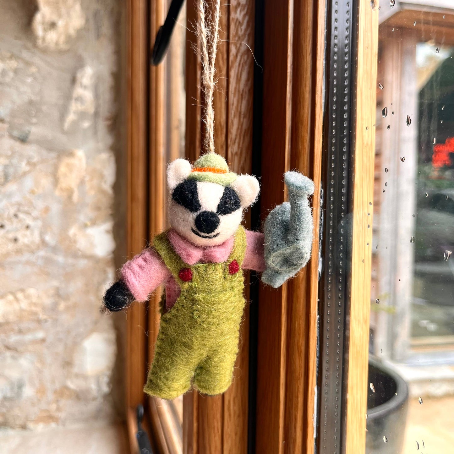 Gus the Gardening Badger Felt Decoration
