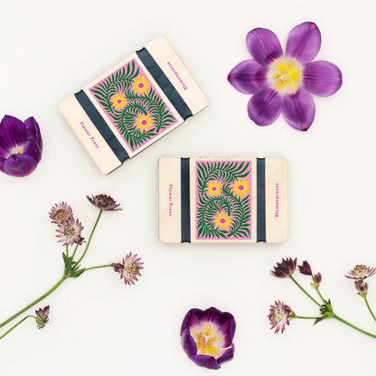 Pocket Flower Press / Teasel