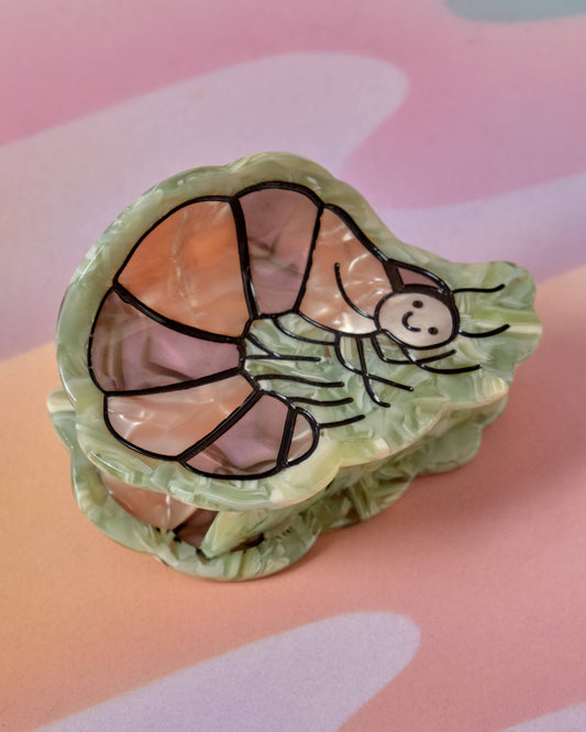 Pillbug Hair Claw
